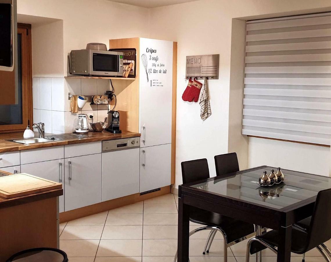 Chez Laurette A Bergheim Apartment Bagian luar foto